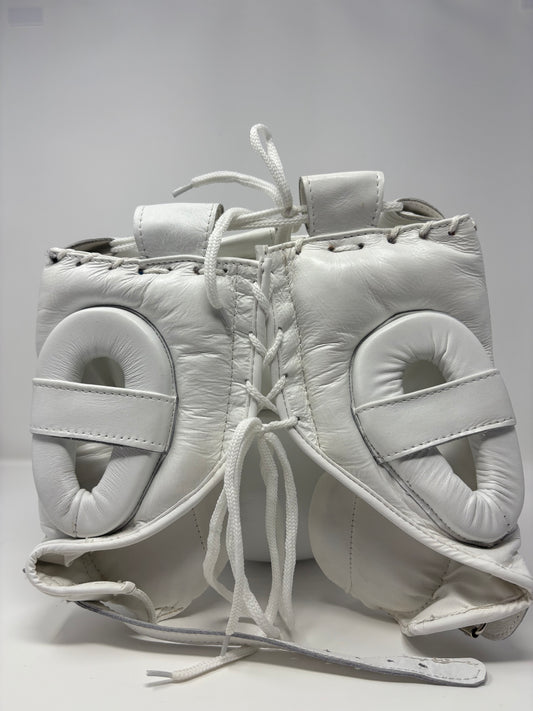 CASQUE POMETTES - EN CUIR - BLANC