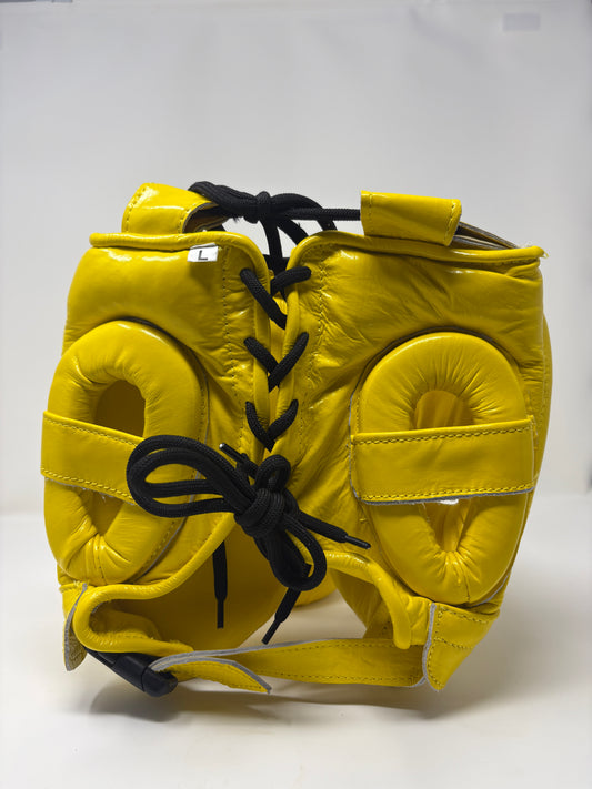 CASQUE POMMETTES - EN CUIR - JAUNE