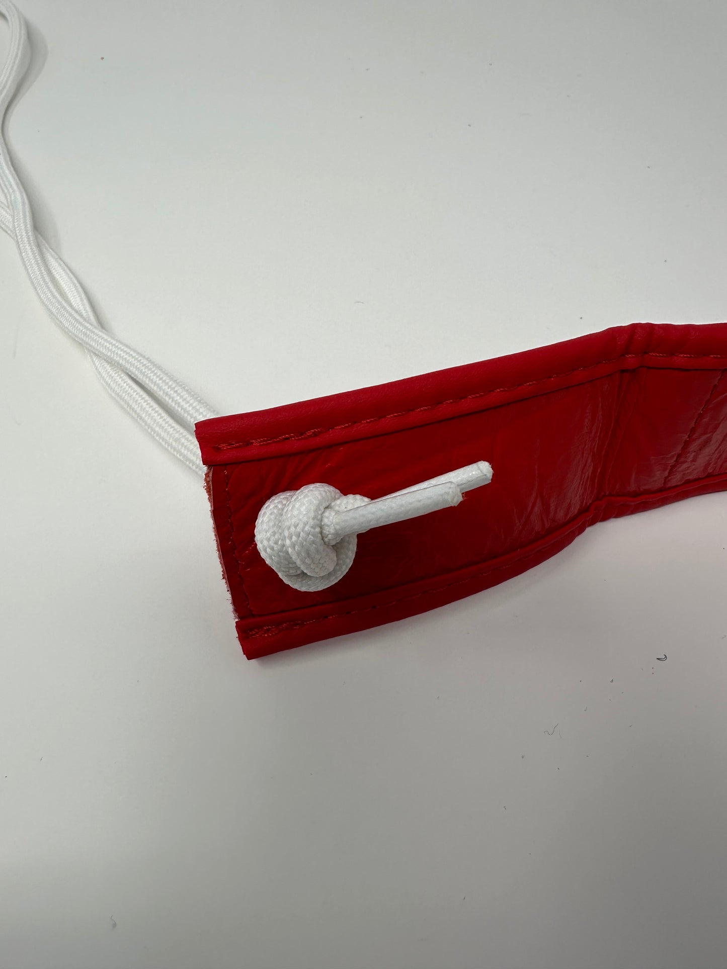 Convertisseur Lace to Velcro en Cuir pour Gants de Boxe - ROUGE