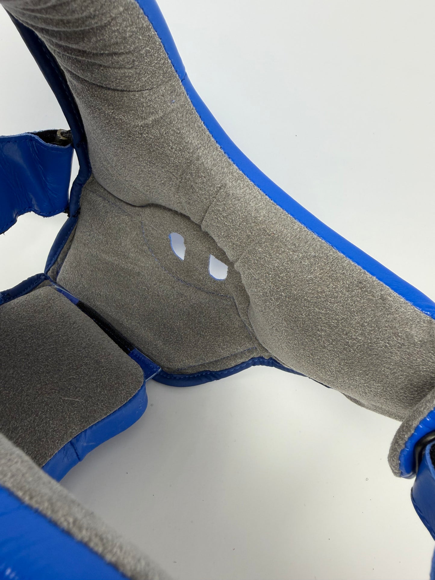 CASQUE DE COMPETITION - EN CUIR - BLEU