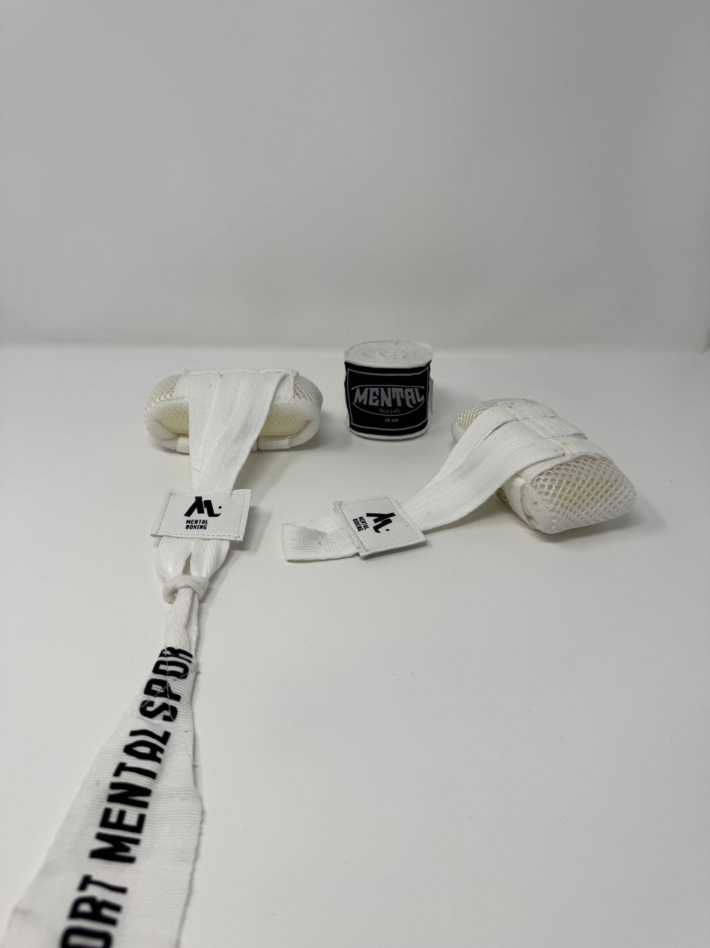 PROTECTIONS MÉTACARPIENNES + BANDES