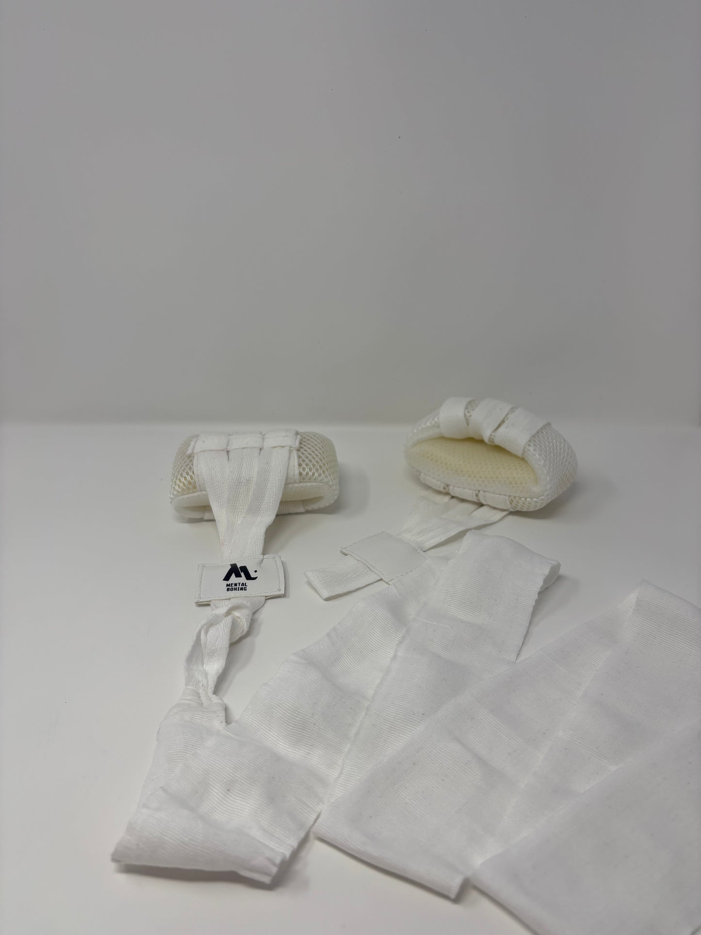 PROTECTIONS MÉTACARPIENNES + BANDES